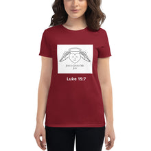 Load image into Gallery viewer, Women's short sleeve t-shirt
