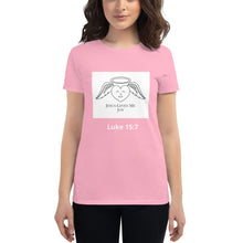 Load image into Gallery viewer, Women's short sleeve t-shirt