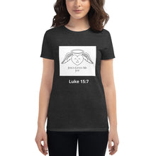 Load image into Gallery viewer, Women's short sleeve t-shirt