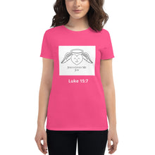 Load image into Gallery viewer, Women's short sleeve t-shirt